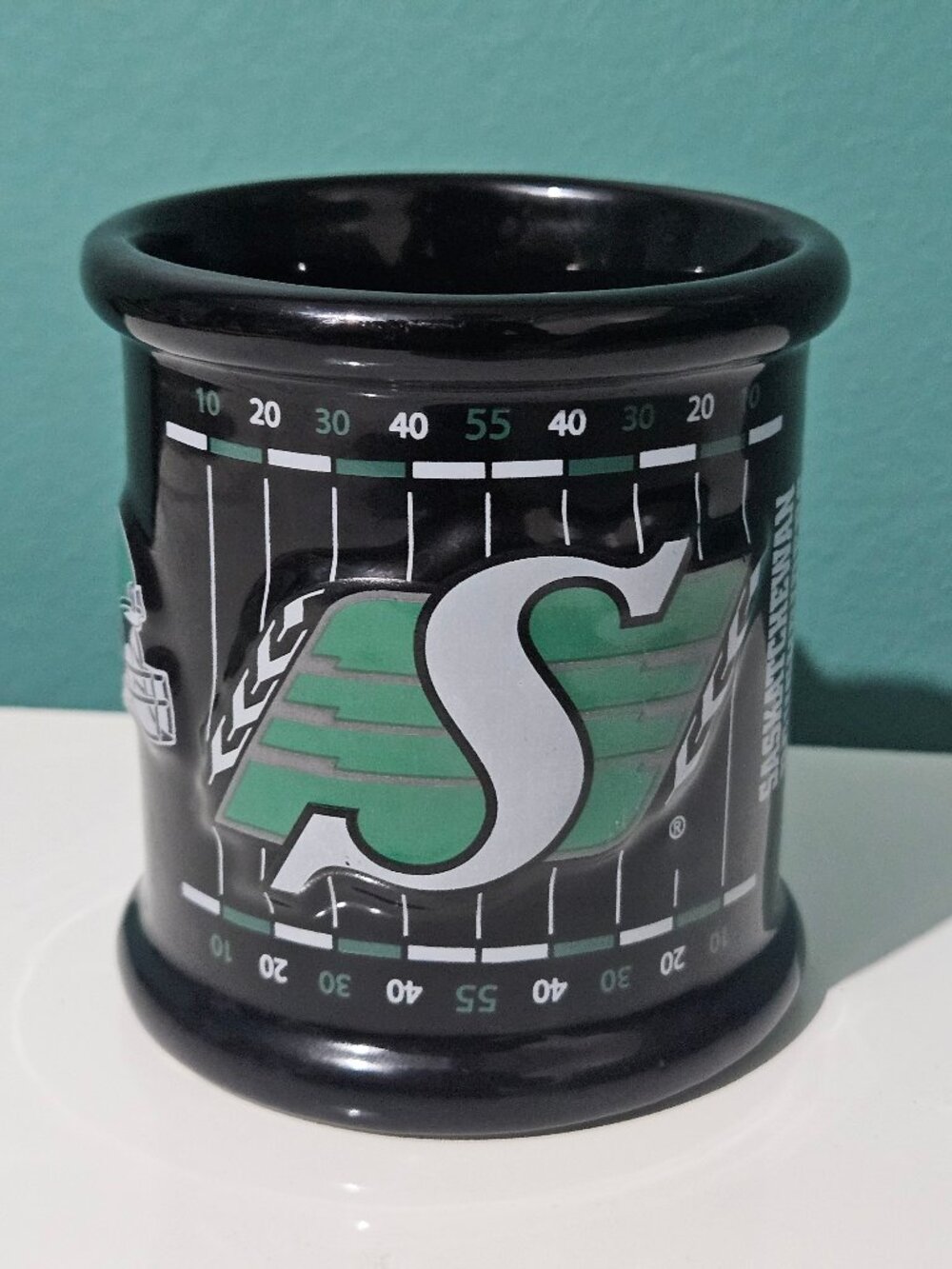 CFL Saskatchewan Roughriders Coffee Mug Black Logo Football Team Town